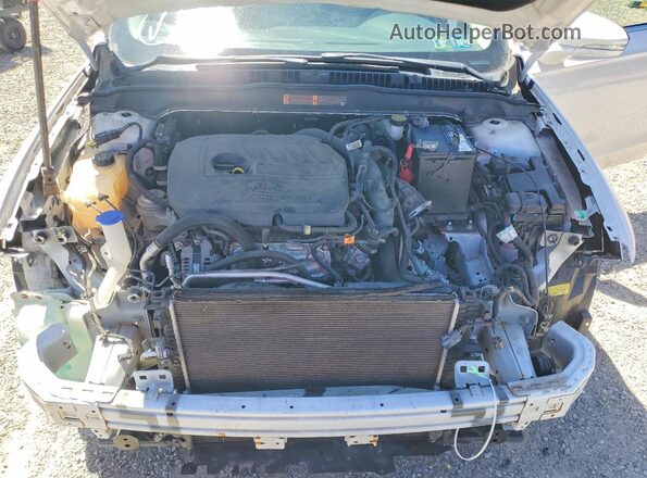 3FA6P0HD1JR212927 2018 FORD FUSION White Widok wnętrza z tyłu