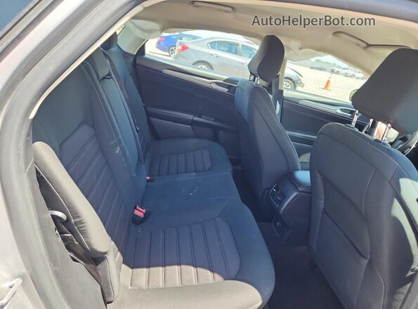 3FA6P0HD1LR134748 2020 FORD FUSION Silver Հետևի նստատեղերի տեսք