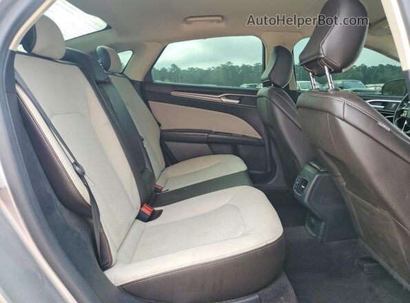 3FA6P0HD1LR251665 2020 FORD FUSION Silver Հետևի նստատեղերի տեսք