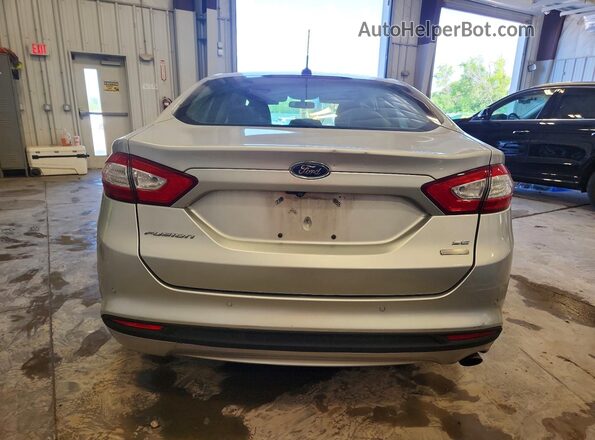 3FA6P0HD2GR332390 2016 FORD FUSION Silver უკანა ხედი