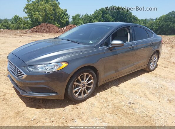 3FA6P0HD2HR126794 2017 FORD FUSION Gray Vista tres cuartos delantera izquierda