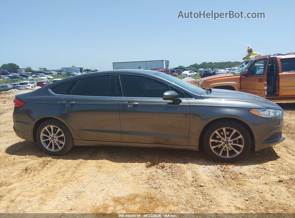 3FA6P0HD2HR126794 2017 FORD FUSION Gray Vista interior trasera