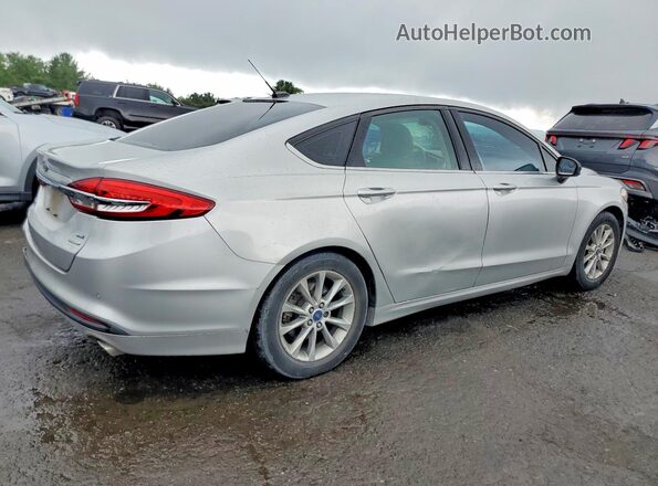 3FA6P0HD2HR153901 2017 FORD FUSION Silver Rear right