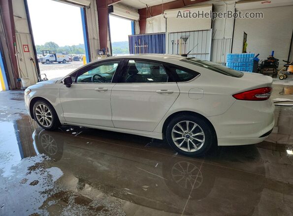 3FA6P0HD2HR293737 2017 FORD FUSION White Trasero izquierdo