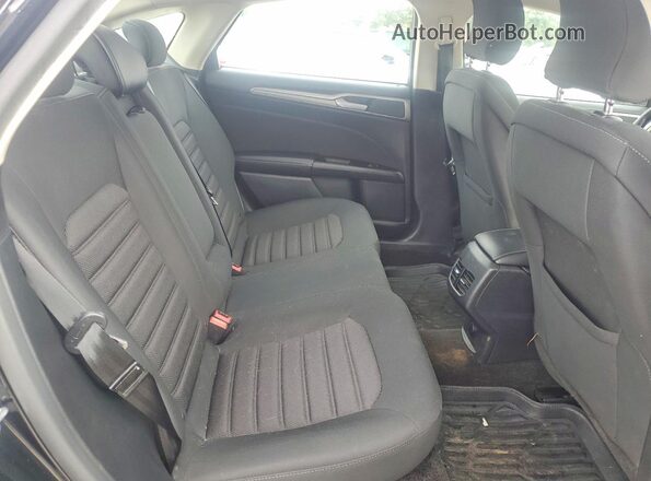 3FA6P0HD2HR372437 2017 FORD FUSION Black Widok tylnych siedzeń