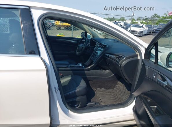3FA6P0HD2JR199637 2018 FORD FUSION White Սալոնի դիմացի տեսք