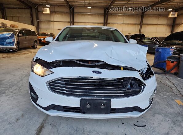 3FA6P0HD2KR199283 2019 FORD FUSION White Front view