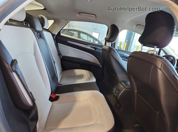 3FA6P0HD2KR199283 2019 FORD FUSION White Rear seats view