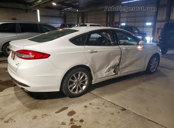 3FA6P0HD3HR170531 2017 FORD FUSION White Задня права чверть