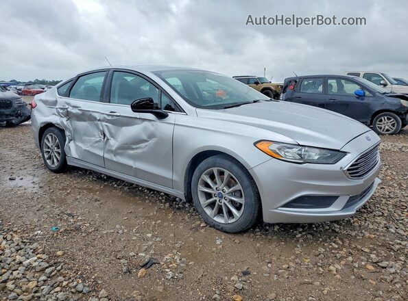 3FA6P0HD3HR227231 2017 FORD FUSION Gray Front right
