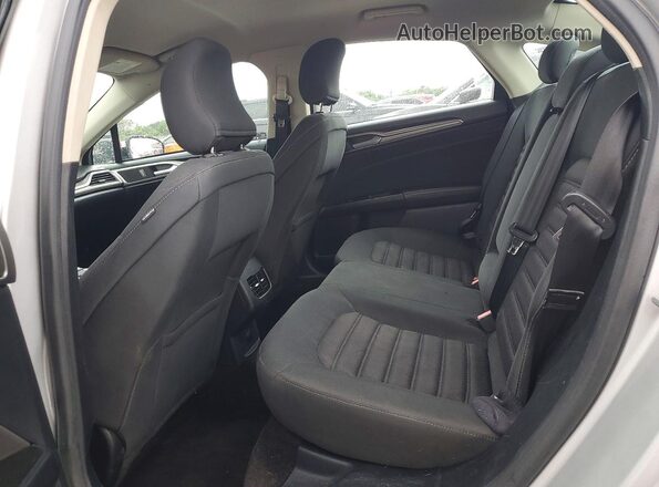 3FA6P0HD3HR227231 2017 FORD FUSION Gray Rear seats view