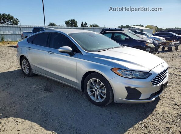 3FA6P0HD3KR135785 2019 FORD FUSION Серебряный Передняя правая четверть