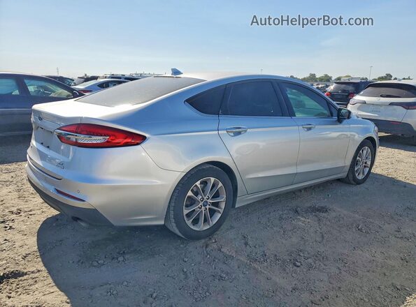 3FA6P0HD3KR135785 2019 FORD FUSION Серебряный Задняя правая четверть