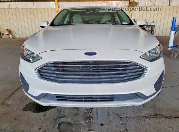 3FA6P0HD3KR149072 2019 FORD FUSION White Widok z przodu