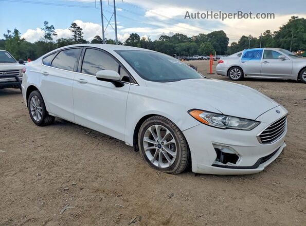 3FA6P0HD3LR132404 2020 FORD FUSION White Front right
