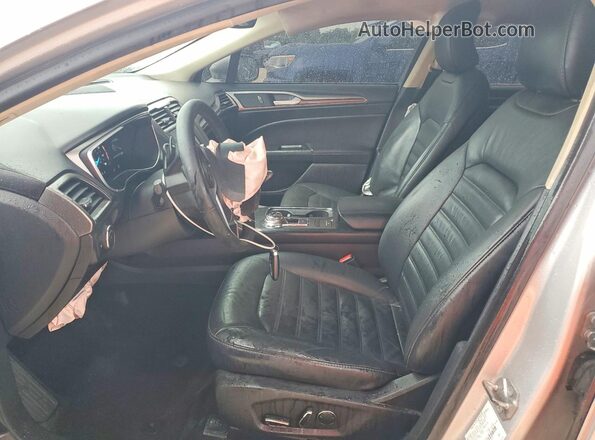 3FA6P0HD4HR136257 2017 FORD FUSION Silver წინა სალონის ხედი