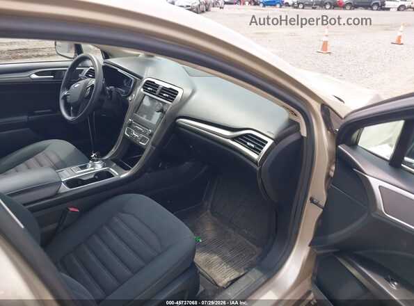 3FA6P0HD4HR169761 2017 FORD FUSION Beige Front interior view