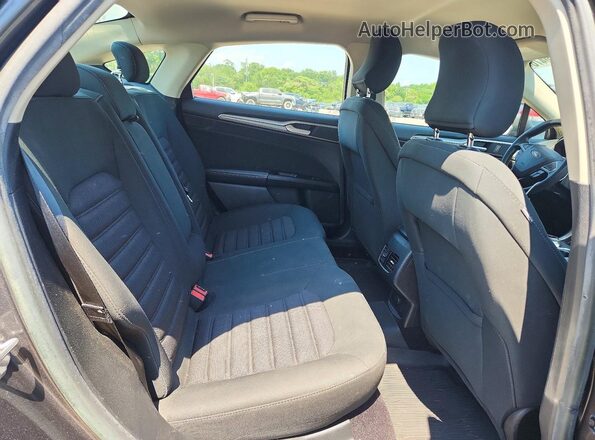3FA6P0HD4HR189301 2017 FORD FUSION Gray Հետևի նստատեղերի տեսք