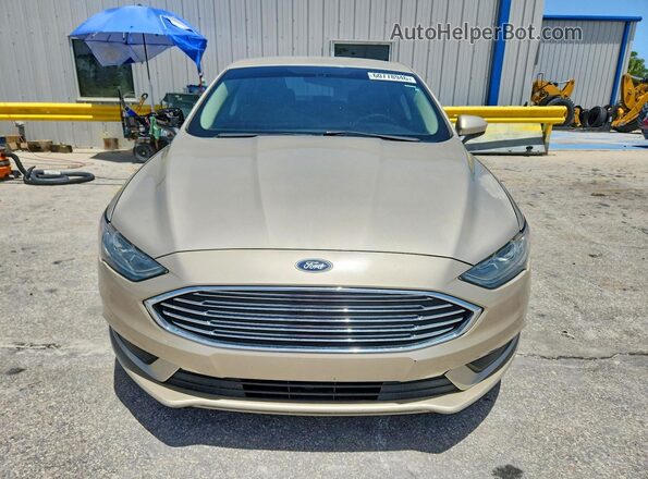 3FA6P0HD4HR364100 2017 FORD FUSION Золотой Вид спереди