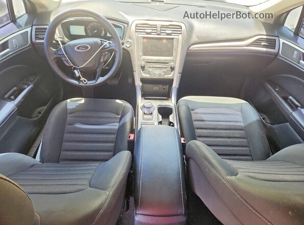 3FA6P0HD4HR364100 2017 FORD FUSION Золотой Вид панели приборов