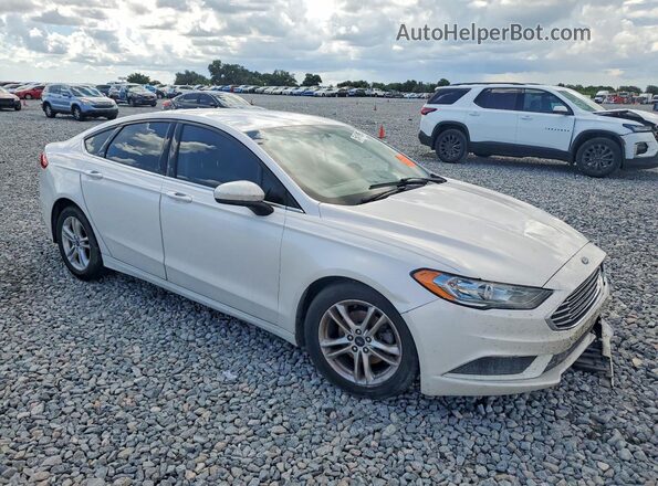 3FA6P0HD4JR265475 2018 FORD FUSION Белый Передняя правая четверть