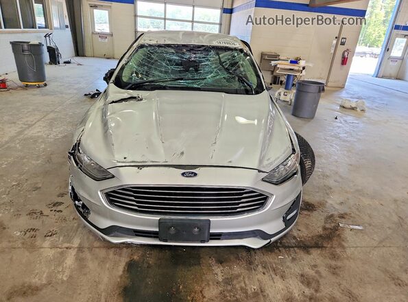 3FA6P0HD4KR245213 2019 FORD FUSION Серебряный Вид спереди