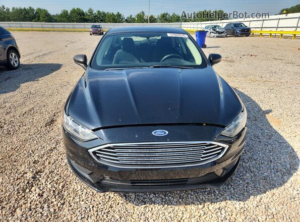 3FA6P0HD6HR320521 2017 FORD FUSION Black Widok z przodu