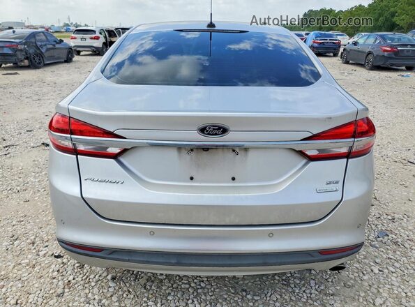 3FA6P0HD6JR149808 2018 FORD FUSION Silver Rear view