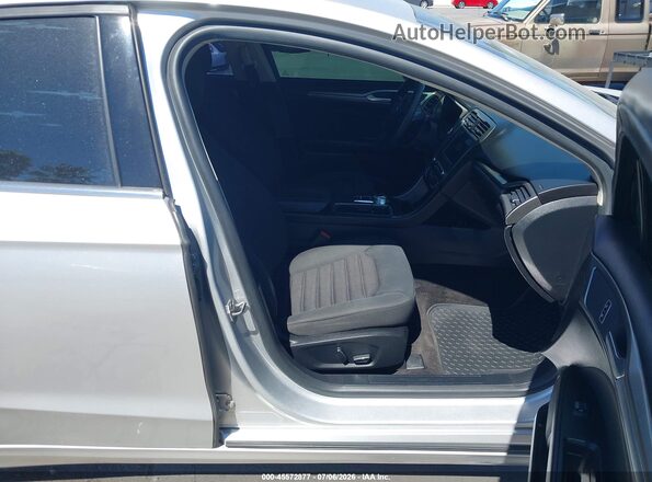 3FA6P0HD6JR168018 2018 FORD FUSION Gray წინა სალონის ხედი