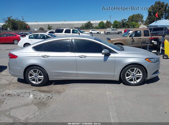 3FA6P0HD6JR168018 2018 FORD FUSION Gray უკანა სალონის ხედი