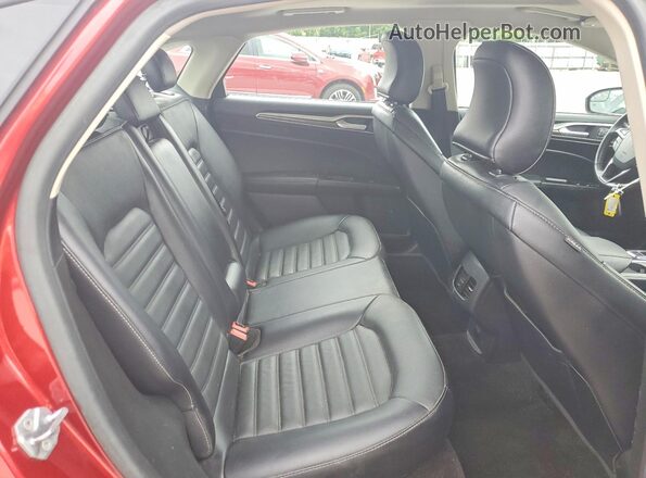 3FA6P0HD6JR256180 2018 FORD FUSION Red Widok tylnych siedzeń