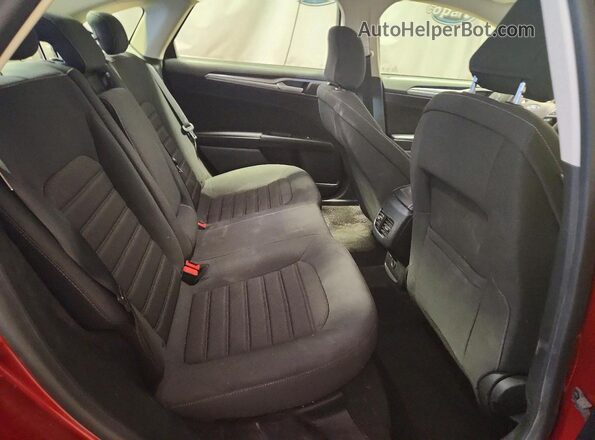3FA6P0HD6LR103589 2020 FORD FUSION Burgundy Widok tylnych siedzeń