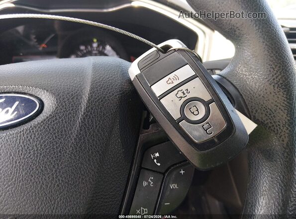 3FA6P0HD6LR230763 2020 FORD FUSION Silver Dashboard view
