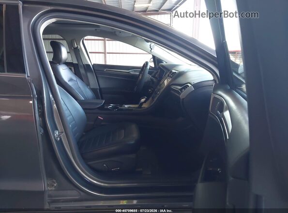 3FA6P0HD7GR121251 2016 FORD FUSION Серый Вид салона спереди