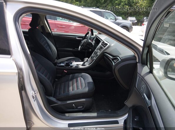 3FA6P0HD7GR148417 2016 FORD FUSION Серебряный Вид салона спереди