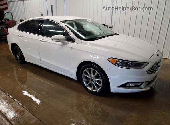 3FA6P0HD7HR301055 2017 FORD FUSION White Передня права чверть