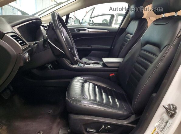 3FA6P0HD7HR301055 2017 FORD FUSION White Вид салону спереду