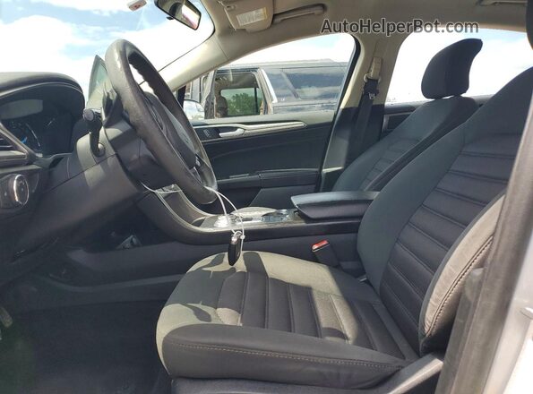 3FA6P0HD7JR144052 2018 FORD FUSION Silver წინა სალონის ხედი