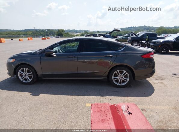 3FA6P0HD7JR245950 2018 FORD FUSION Gray Вид задньої частини салону