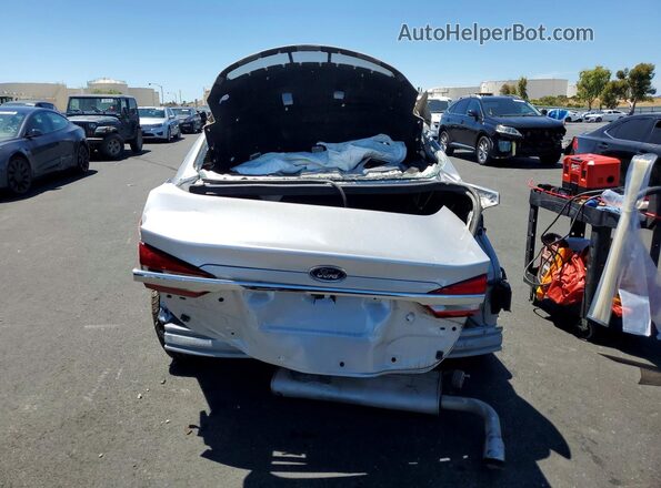 3FA6P0HD7JR262764 2018 FORD FUSION Серебряный Вид сзади