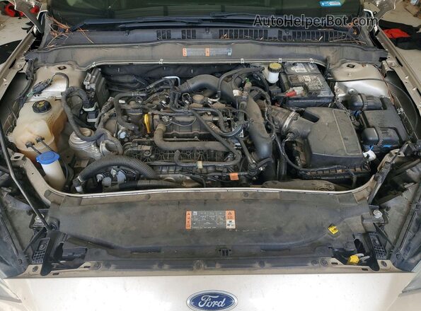 3FA6P0HD7KR203554 2019 FORD FUSION Beige უკანა სალონის ხედი