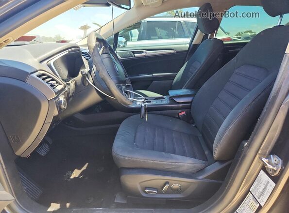 3FA6P0HD7LR189592 2020 FORD FUSION Gray Widok wnętrza z przodu