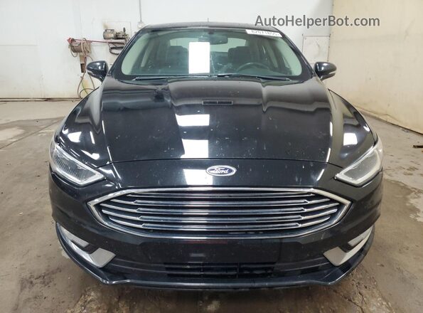 3FA6P0HD8HR272701 2017 FORD FUSION Black Widok z przodu