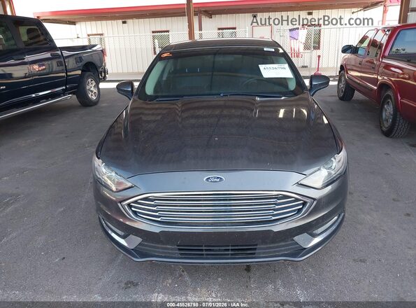 3FA6P0HD8JR160227 2018 FORD FUSION Gray Vista del salpicadero