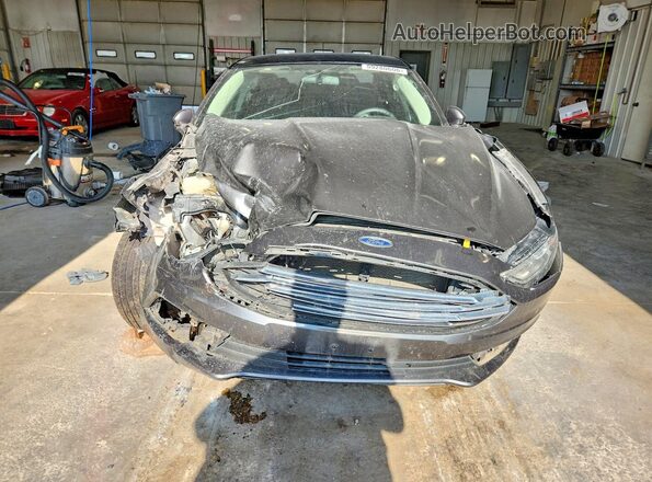 3FA6P0HD8JR178730 2018 FORD FUSION Gray Widok z przodu