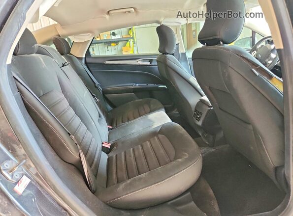 3FA6P0HD8JR178730 2018 FORD FUSION Gray Widok tylnych siedzeń