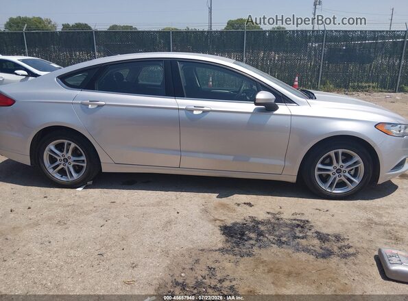 3FA6P0HD8JR260389 2018 FORD FUSION Silver Вид задньої частини салону