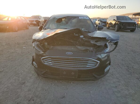 3FA6P0HD8KR178633 2019 FORD FUSION Black Widok z przodu