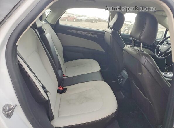 3FA6P0HD8LR107045 2020 FORD FUSION White Հետևի նստատեղերի տեսք