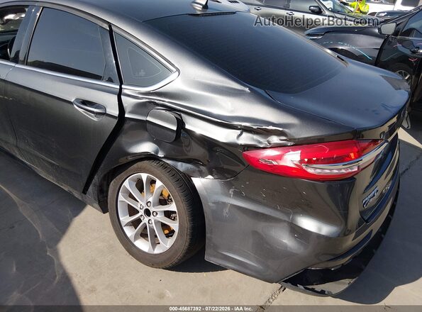 3FA6P0HD8LR147755 2020 FORD FUSION Gray Widok z przodu